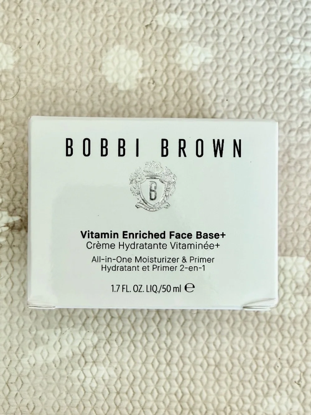 Bobbie Brown - Vitamin Enriched Face Base+ All-in-One Moisturizer & Primer